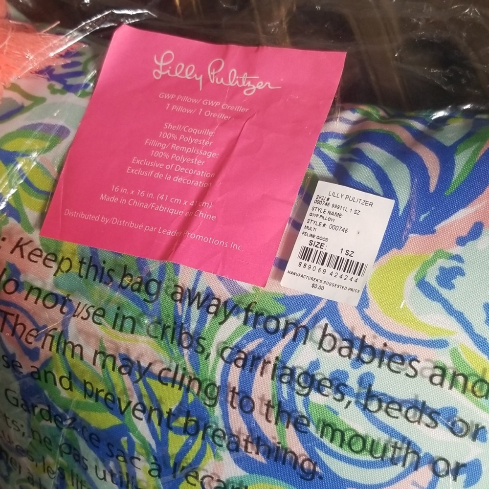 1 pillow - Picture 3 of 4